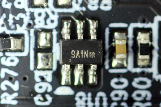 支持PD31140W双向快充斯莫格VB212迷你V口电池拆解(图9)