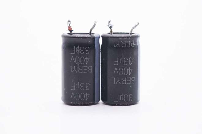 接口采用高特ESD二极管保护充电更安全古石65W氮化镓快充拆解(图4)