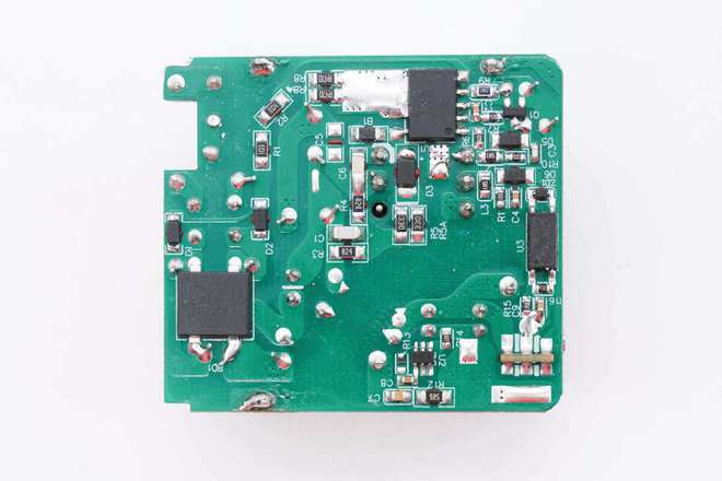 接口采用高特ESD二极管保护充电更安全古石65W氮化镓快充拆解