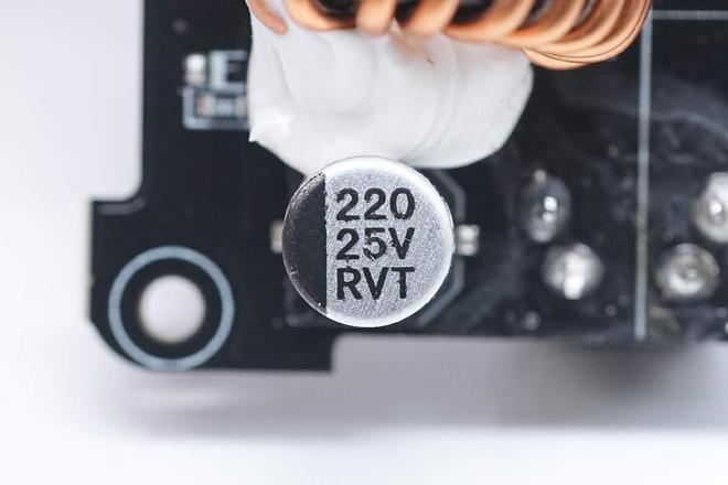 拆解报告：斯丹德72WhV口电池VB72(图15)