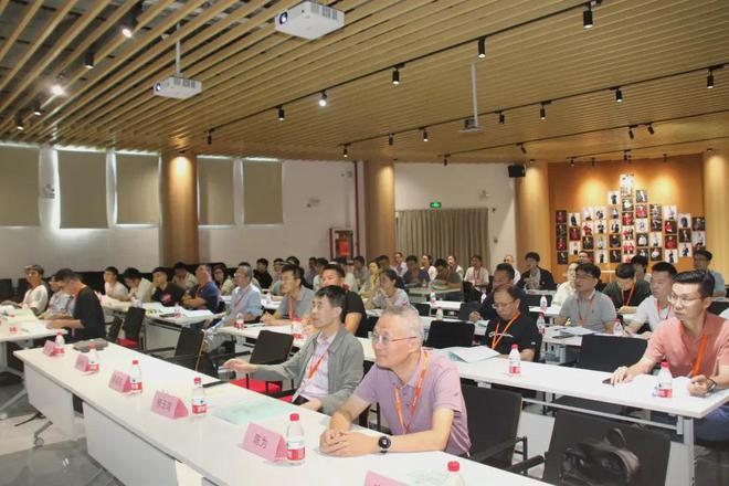 车载磁性元件高级研修班在京泉华开班(图1)