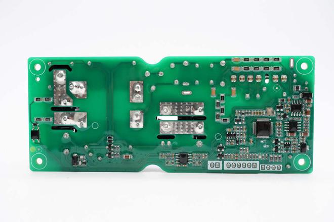 问界新能源汽车充电枪做工用料如何？拆解一款2860W的看看(图2)
