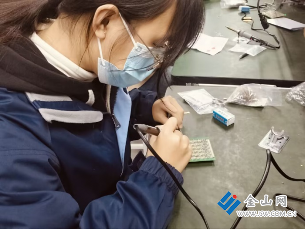点亮电工之光开启实训之旅(图2)