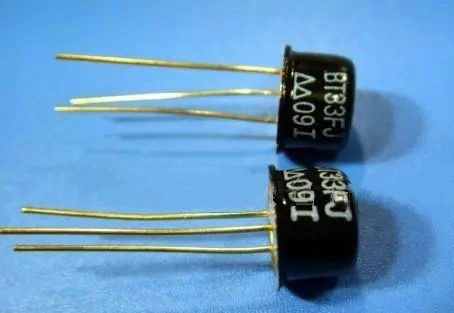 近30种二极管分类的实物图片展示(图15)