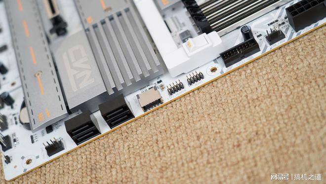 全电竞配置助力9950X3D飞七彩虹CVNX870方舟体验分享(图9)