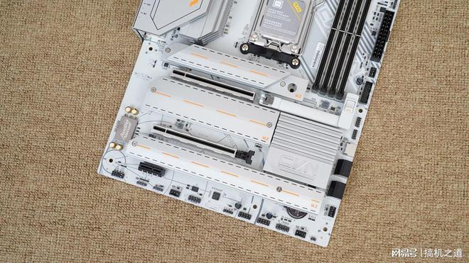 全电竞配置助力9950X3D飞七彩虹CVNX870方舟体验分享(图10)