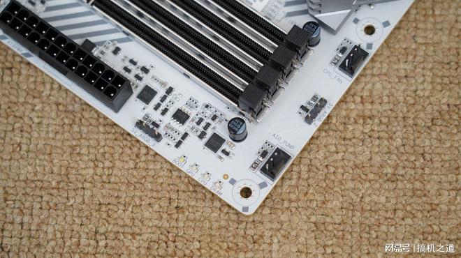 全电竞配置助力9950X3D飞七彩虹CVNX870方舟体验分享(图8)