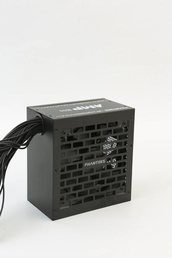 ATX31规范、80PLUS铜牌认证、直出式设计——体验追风者AMPBH750电源(图1)