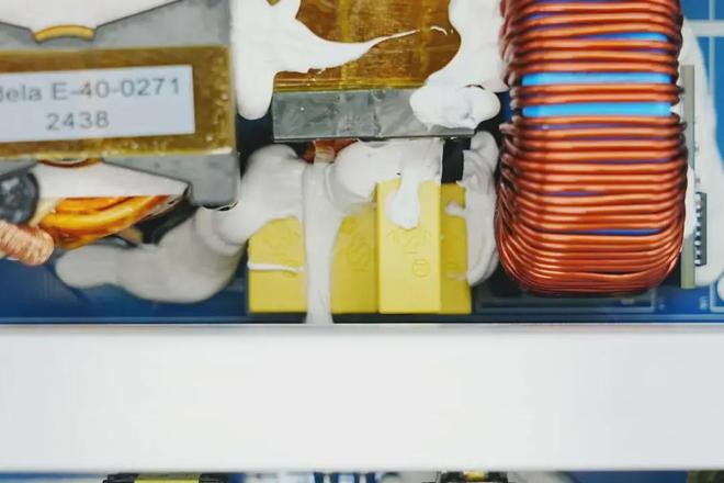 从多款户外电源拆解看松田电容的市场竞争力(图6)