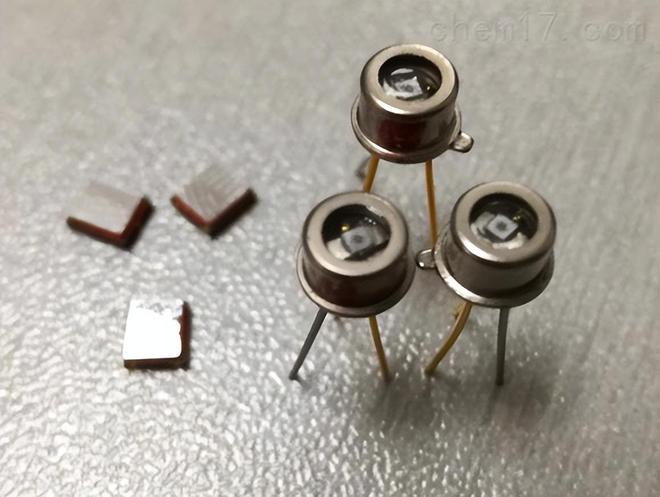 雪崩二极管:电路世界的电压调节卫士(图2)