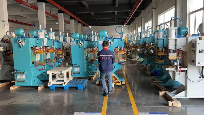 电阻焊机操作前安全检查流程：保障高效与安全的关键步骤(图1)