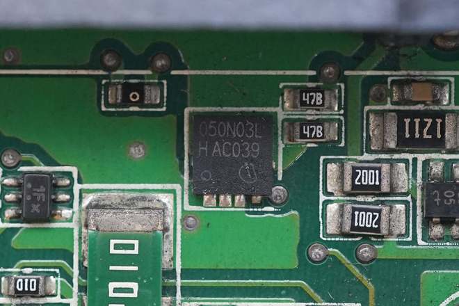 PFC+正激架构设计艾默生1725W开关电源模块拆解(图16)