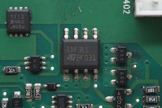 PFC+正激架构设计艾默生1725W开关电源模块拆解(图13)