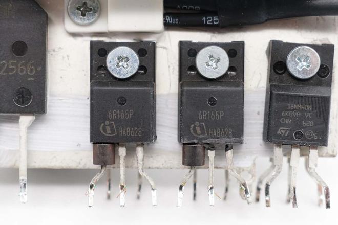 交错PFC+LLC架构设计台达400W开关电源拆解(图6)