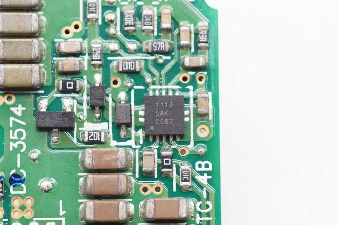 交错PFC+LLC架构设计台达400W开关电源拆解(图17)