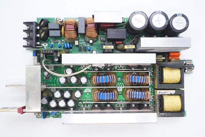 内置全日系电解电容明纬1500W开关电源模块拆解(图2)