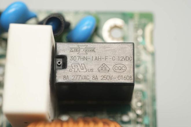 PFC+移相全桥架构设计光宝1600W白金牌碳化硅服务器电源拆解(图6)