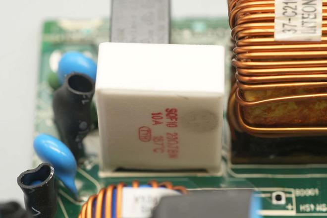 PFC+移相全桥架构设计光宝1600W白金牌碳化硅服务器电源拆解(图5)