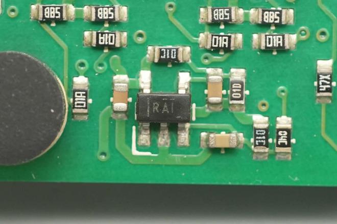 PFC+移相全桥架构设计光宝1600W白金牌碳化硅服务器电源拆解(图22)