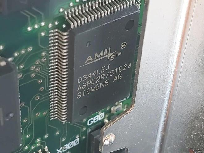 拆解“上帝的左手”西门子ET200M:看上帝如何使用芯片控制其他设备(图8)