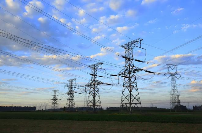 输电线路行波故障监测装置采用分布式设计的原因