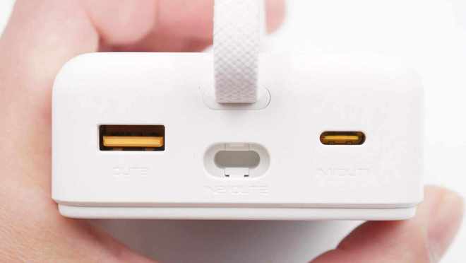 拆解报告：realme线W自带线移动电源(图3)