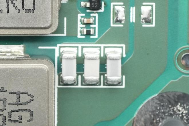 智己汽车前装50W无线充电模块做得如何？拆解给车主们看看(图12)