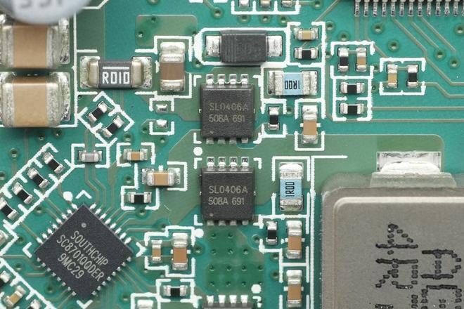 智己汽车前装50W无线充电模块做得如何？拆解给车主们看看(图11)