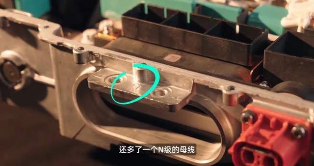 比亚迪首拆3万转电机配合千伏高压与兆瓦闪充技术有何神奇？(图17)