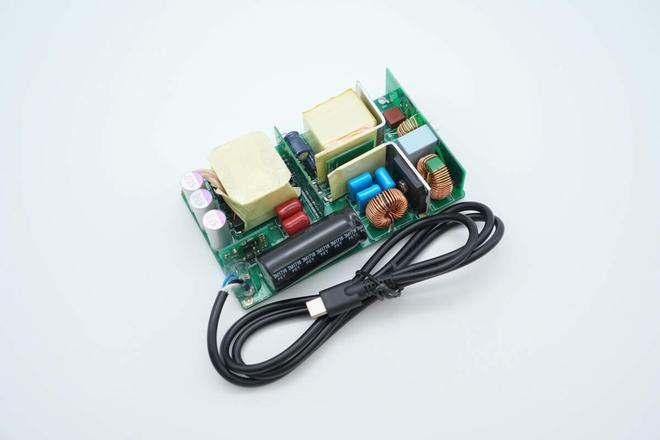 支持PD31240W快充输出通嘉全套AHB快充方案解析