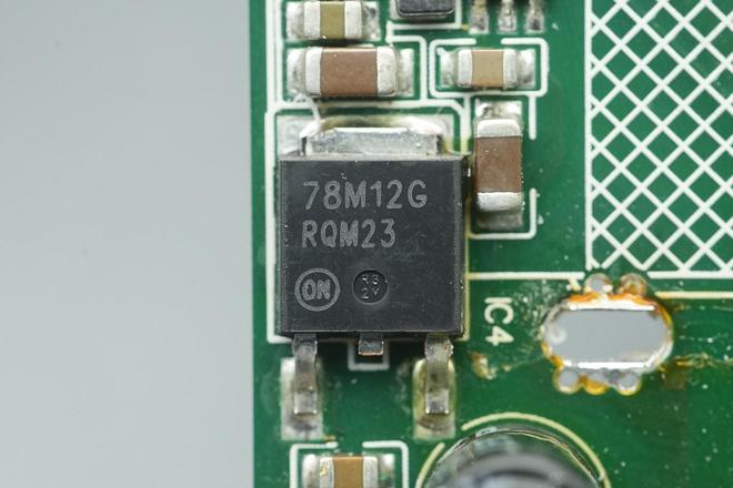 碳化硅方案设计长城3000W铂金牌服务器电源拆解(图2)