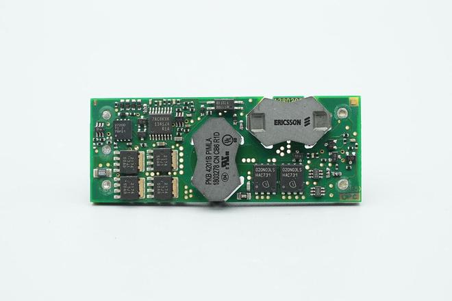 小体积高可靠爱立信PKB4201BPIMLA隔离DC-DC模块解读(图2)