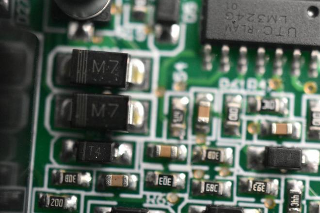 拆解大功率逆变器!内部电路结构长啥样？(图16)