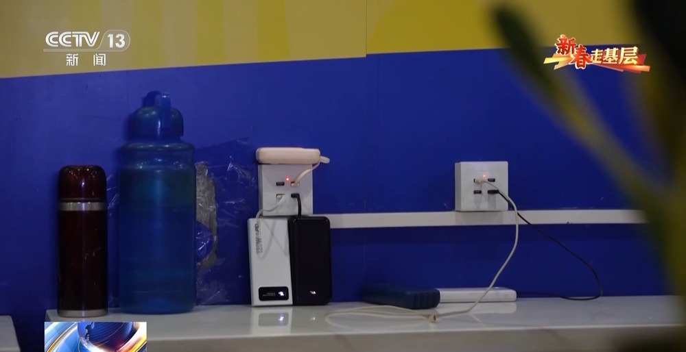 新春走基层丨跟随外卖小哥穿行华强北见证一杯咖啡里的活力中国(图9)